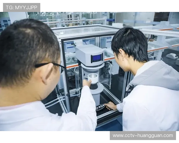 制作中心与学术机构共建实验室,加速前沿技术转化。 制作中心与学术机构共建实验室,加速前沿技术转化。