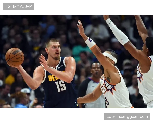 深度战术板：解读掘金第四节常用的“约基奇-戈登”高低位配合